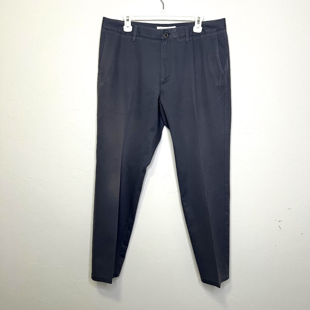 Amazon Essentials Men's Slim Fit Casual Chino Pant